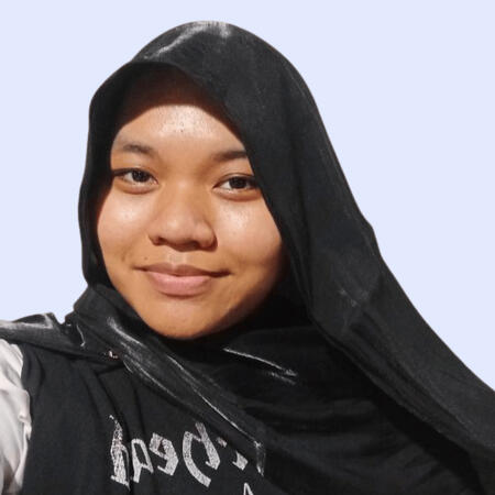 Nona Brillyanti Student Member
